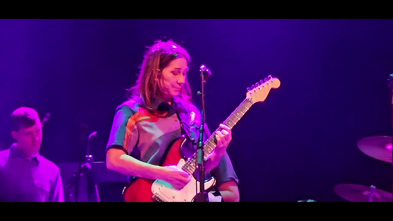 KIM DEAL - OFF YOU ( THE BREEDERS)