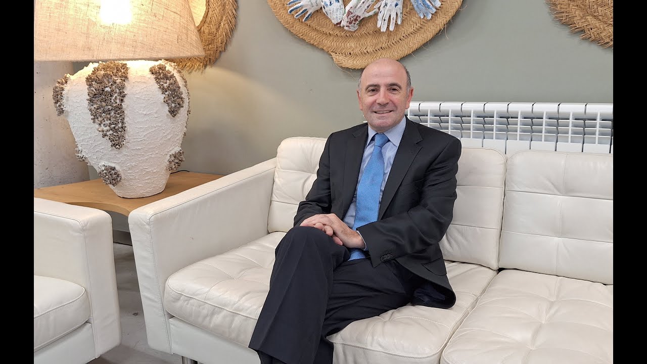 Marcos Sancio os desea Feliz Navidad 2025.