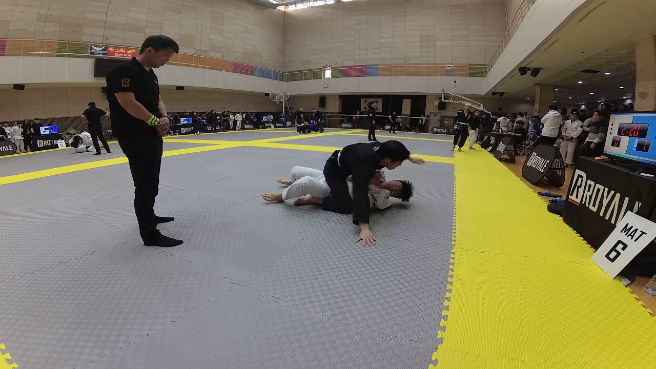 Mat 6 경기 1 강참 v 차건호 White 남성부 도복 어덜트 -82.3kg  (리그로얄 2 서울 주짓수 대회 2018)