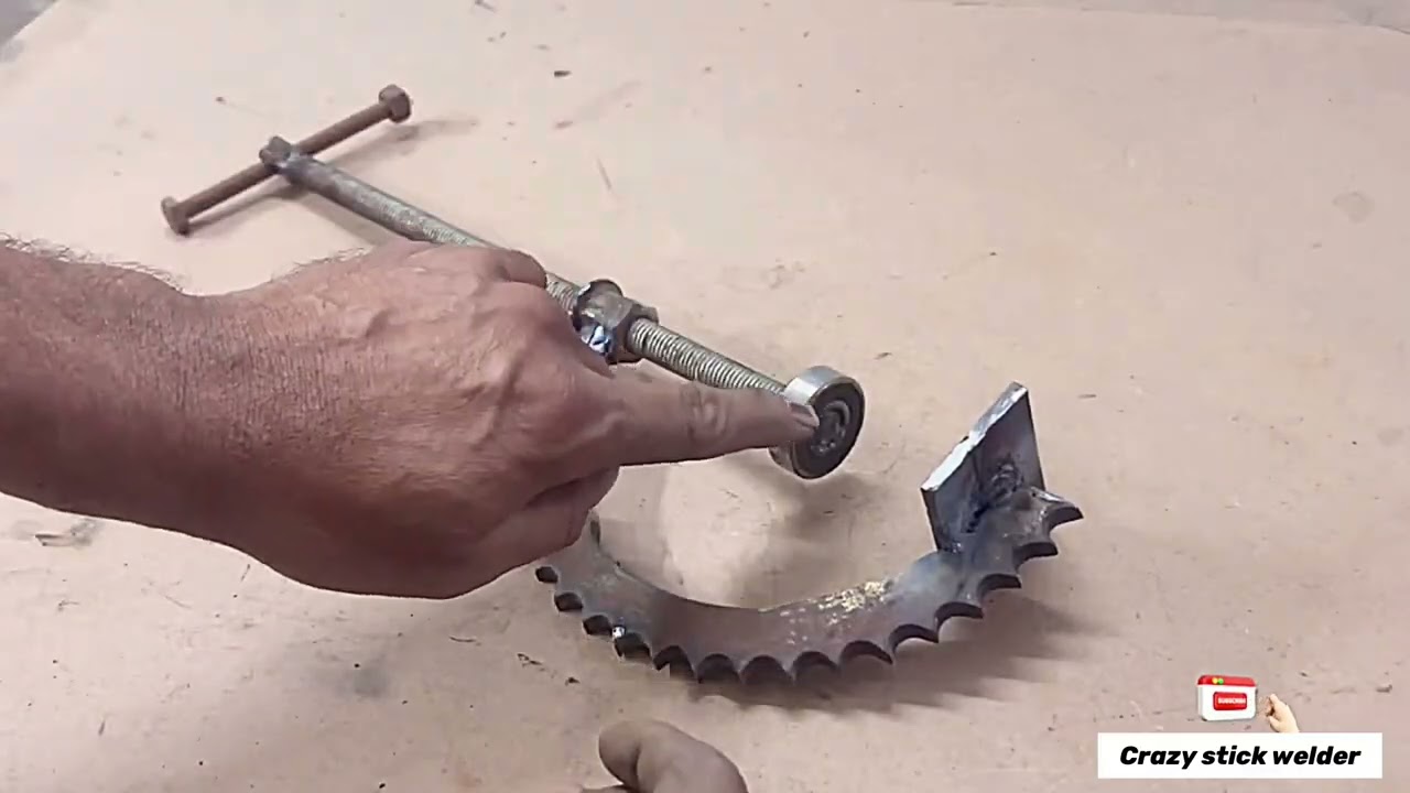 Best use of bike chain sprocket,how to make metal work clamp,old bike part idea