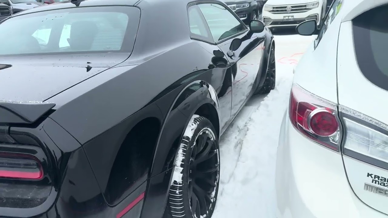Wide body Challenger 392!