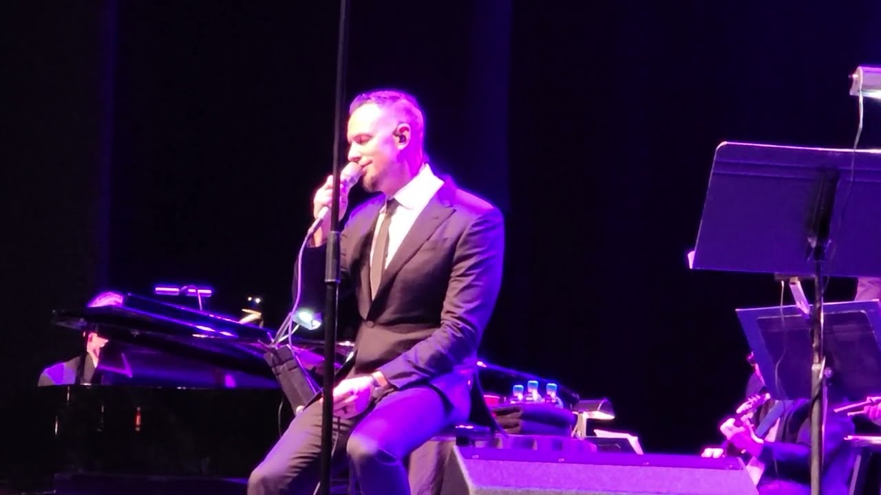 Mark Tremonti - Moonlight in Vermont (Margaret Whiting cover) - Live Count Basie