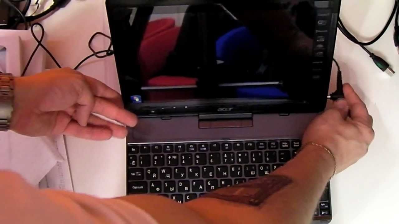 Достаем из коробки Acer Iconia Tab W500