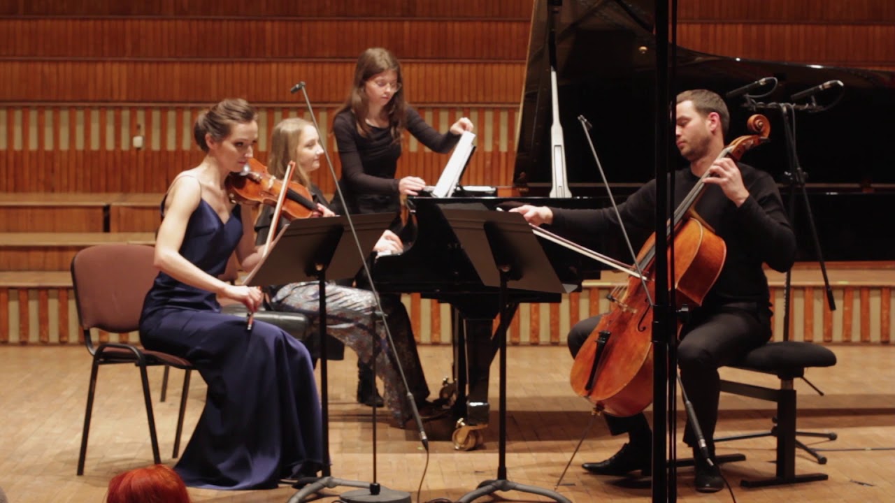 D. Szostakowicz  -  Five pieces for two violins (transcribed for piano, violin, cello)