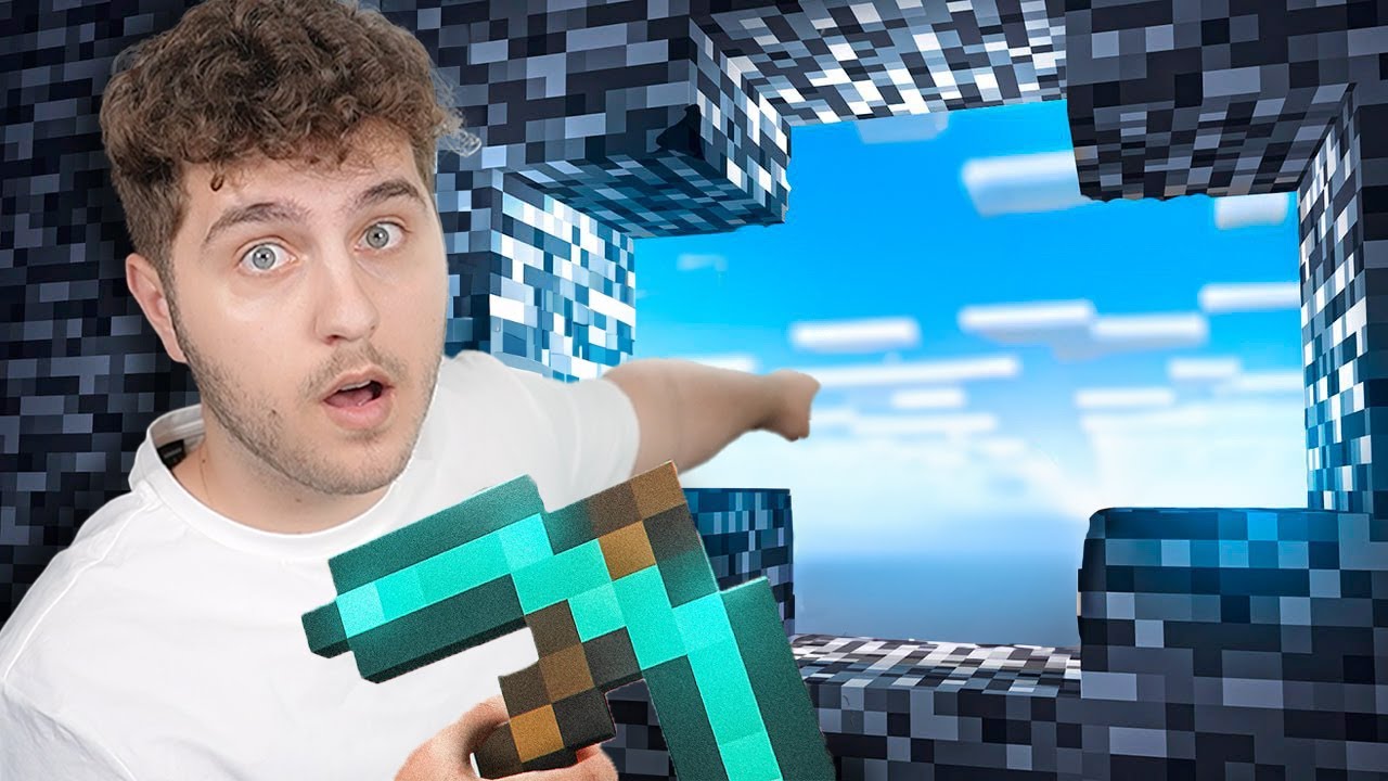 Blocat in 100 Straturi pe Minecraft..