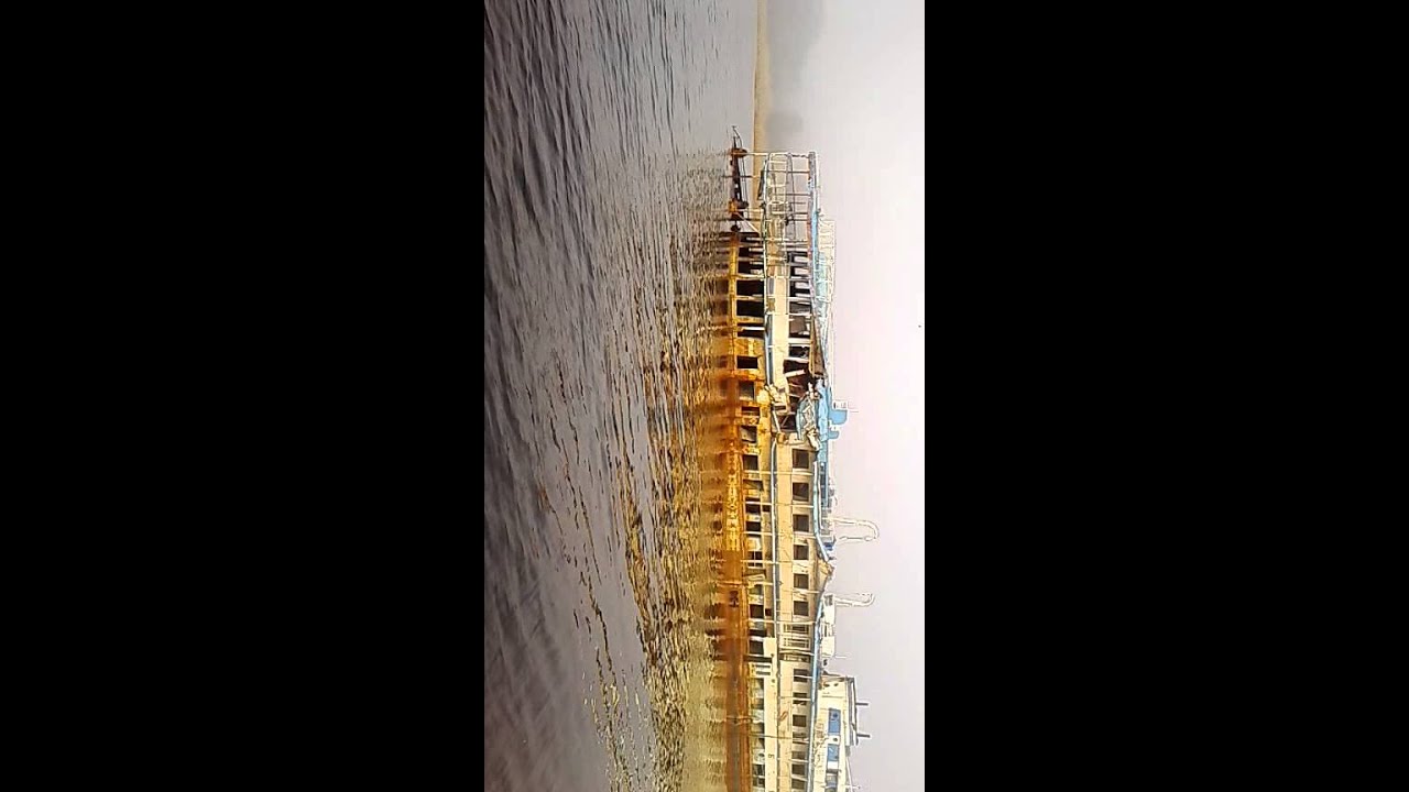 Теплоход  