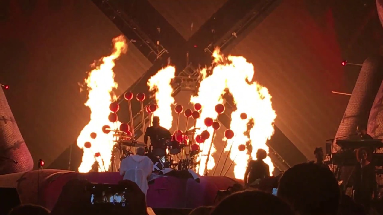 Pink - Just Like Fire - 2018-02-02 - Armory; Minneapolis, Minnesota