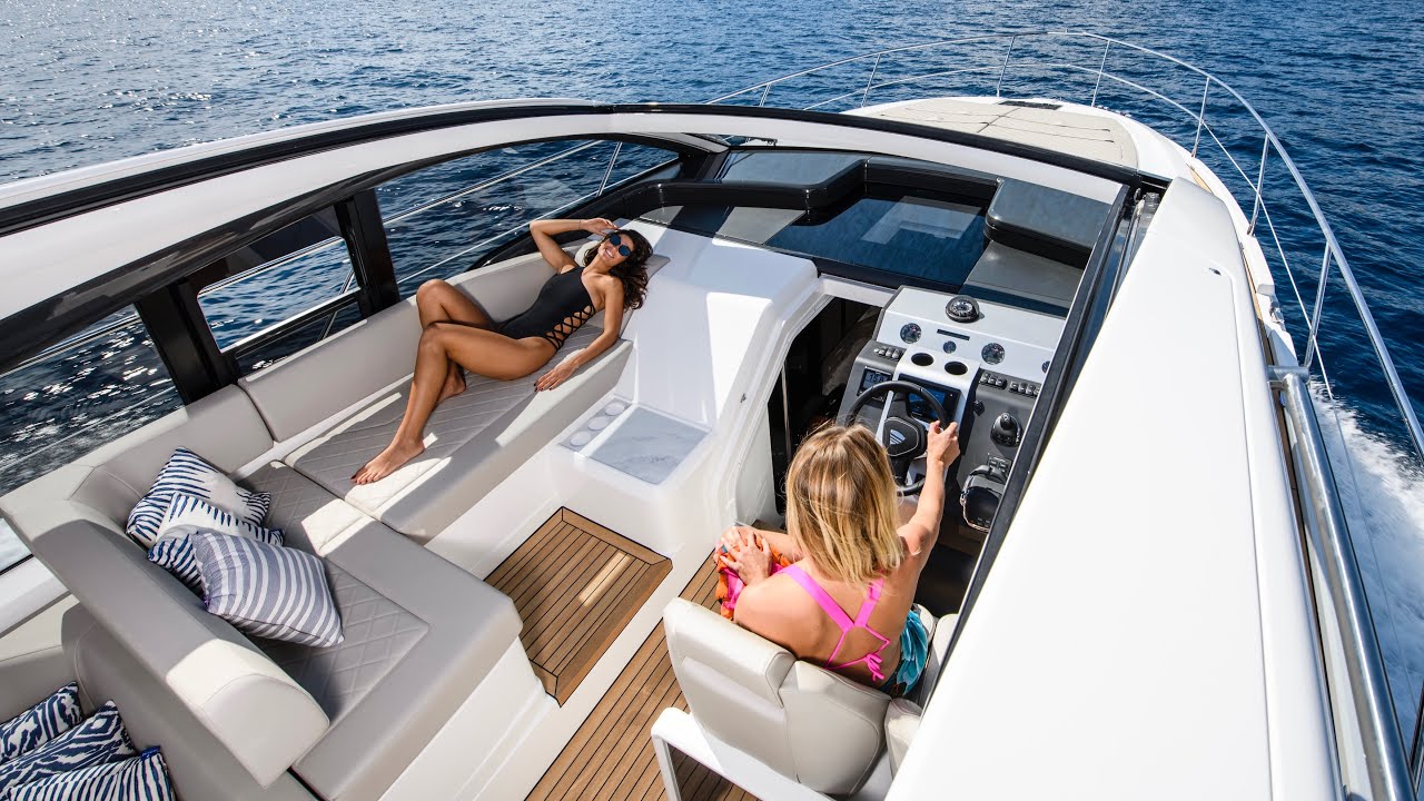 &pound;530,000 Yacht Tour : Fairline Targa 45 Open