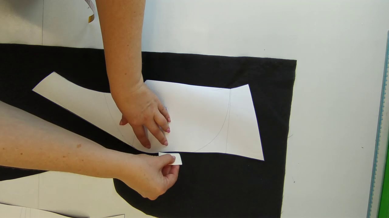 Essende világa/ Ruha modellezés