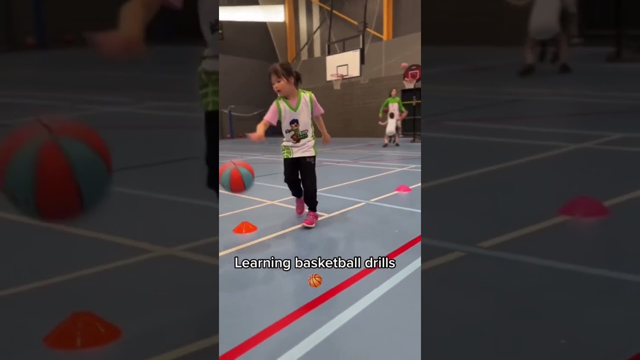 Teaching kids basketball drills #shorts #basketballtraining #kidsbasketball