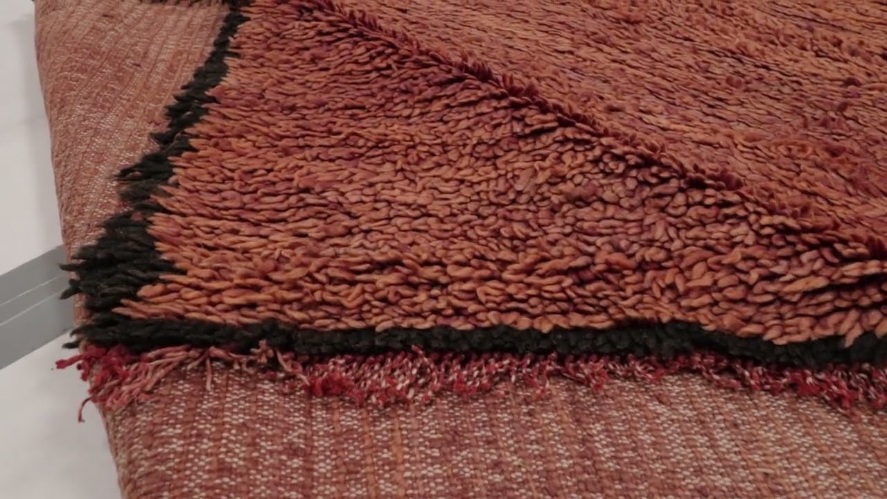 Vintage Moroccan Rug, Solid Red Lush Field - Rug & Kilim -34907