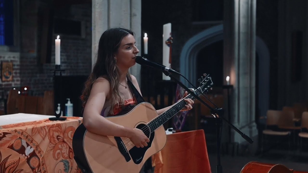 Sandy - Cora (Live at St. Mary's Church, Putney)