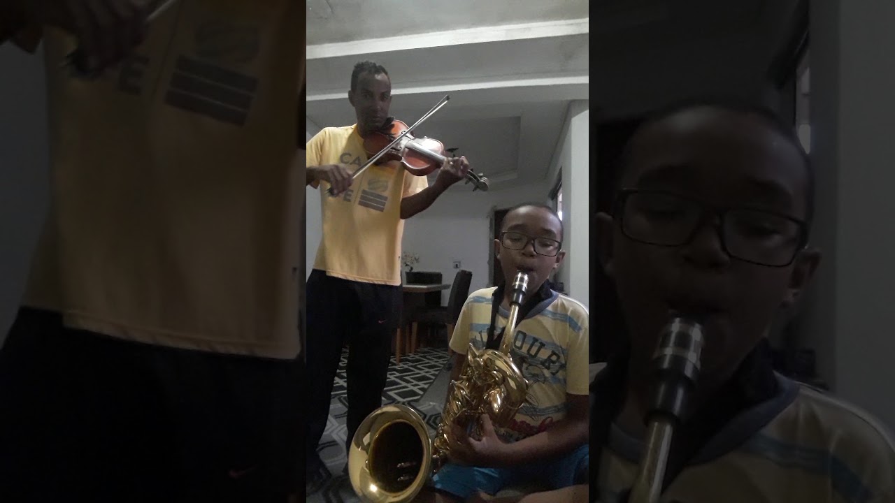 Hino 70 CCB SAX BARÍTONO  E  VIOLINO PALHETA FORTE