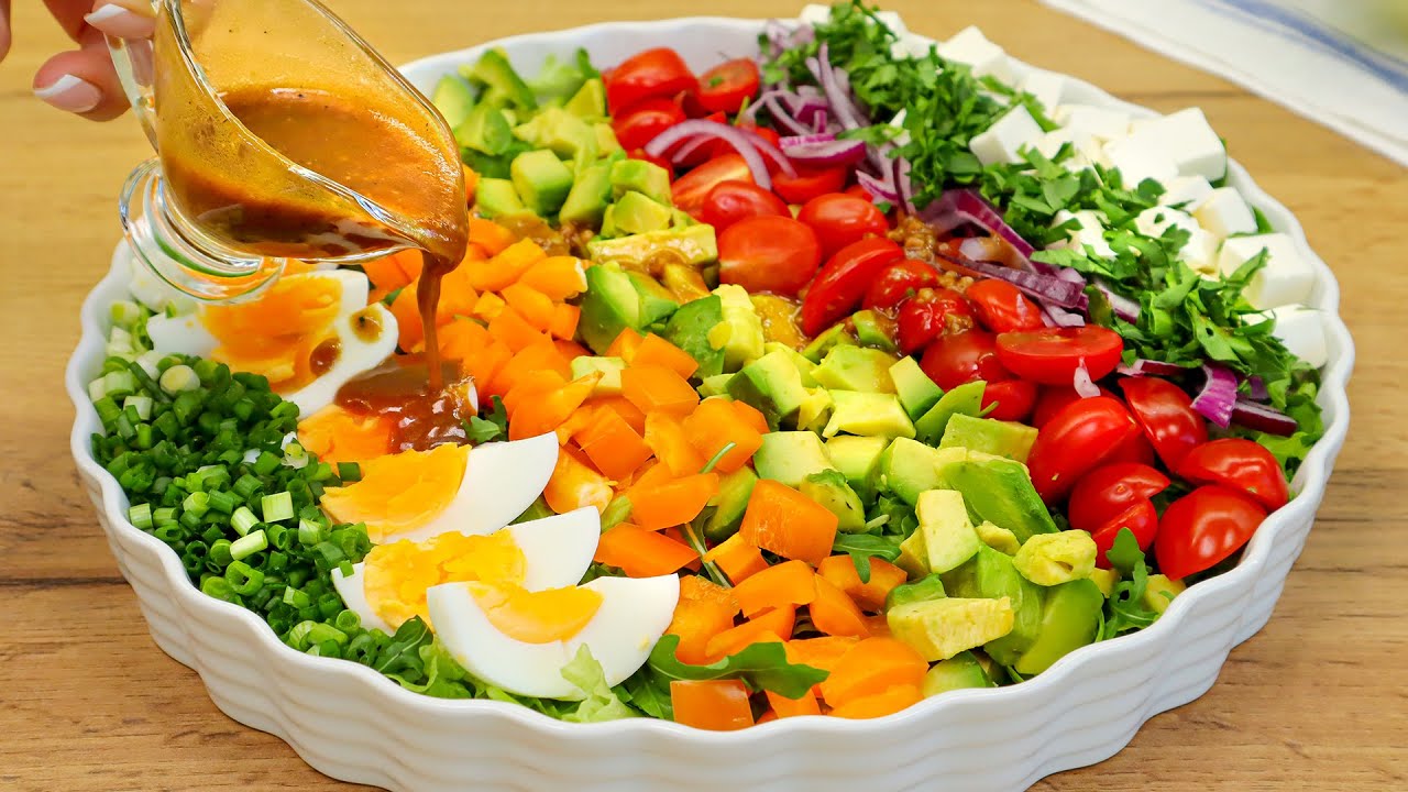 Dieses Rezept kennen nur wenige! Das Rezept für einen leckeren Avocadosalat. Gesund und lecker!