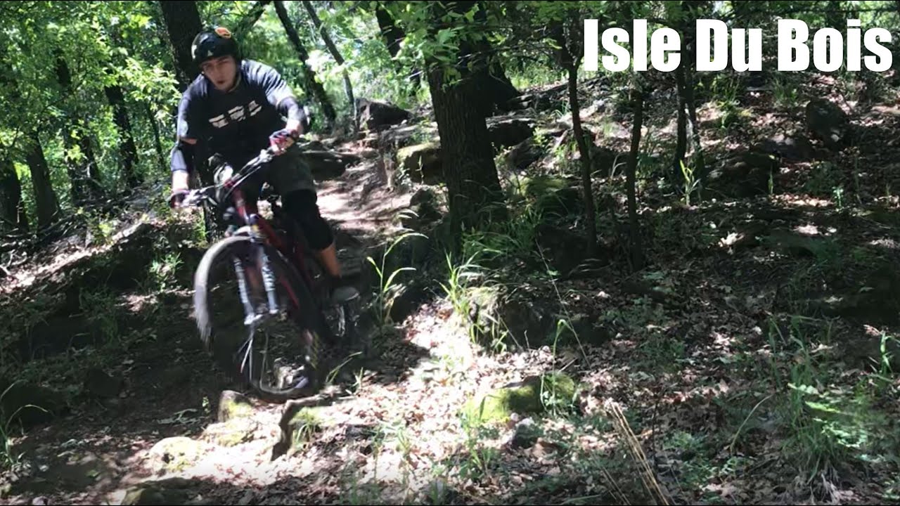 Rocky Climbs and Tight Downhill || Isle Du Bois (Denton, TX)