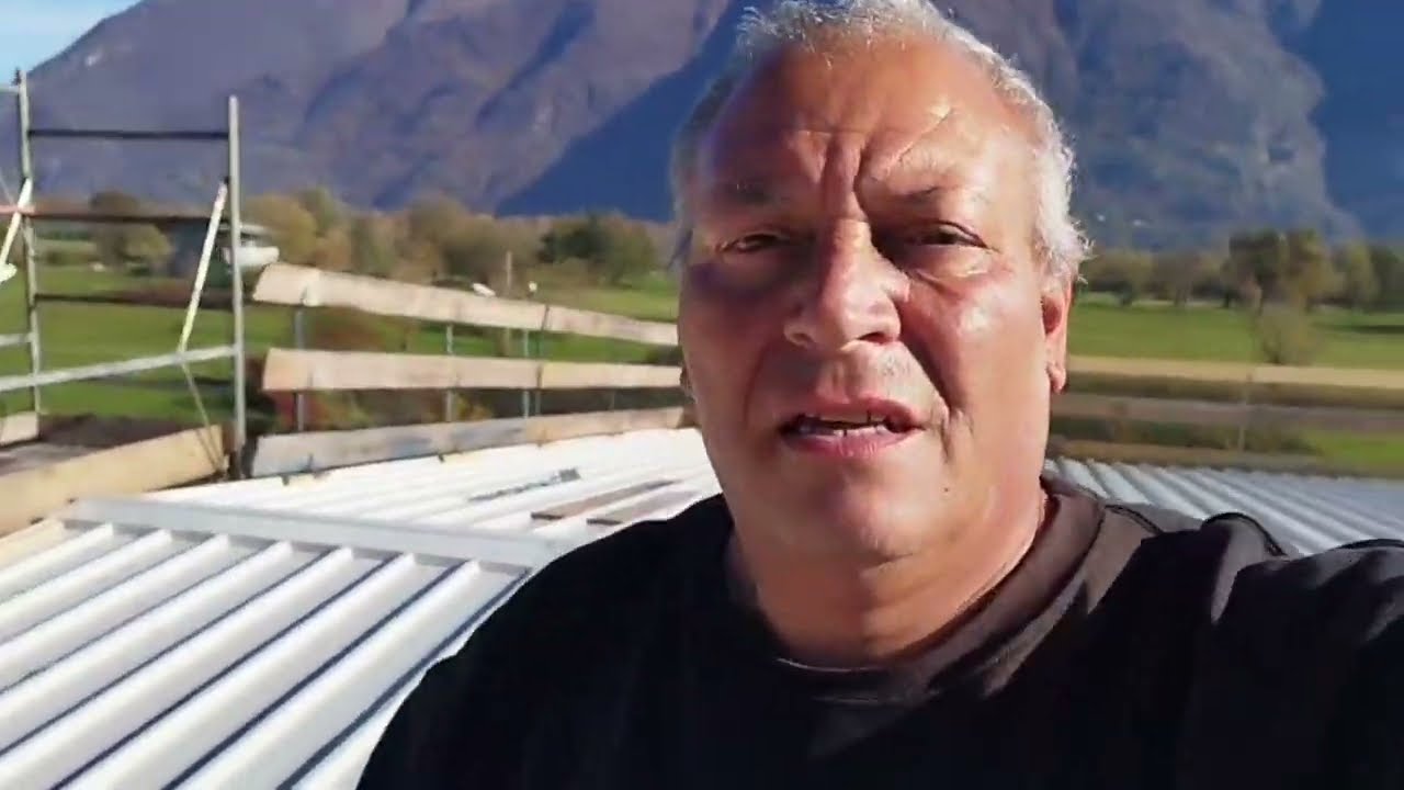 Mi è arrivato questo video. Ancora non lo ha visto nessuno. Strange video on YouTube 