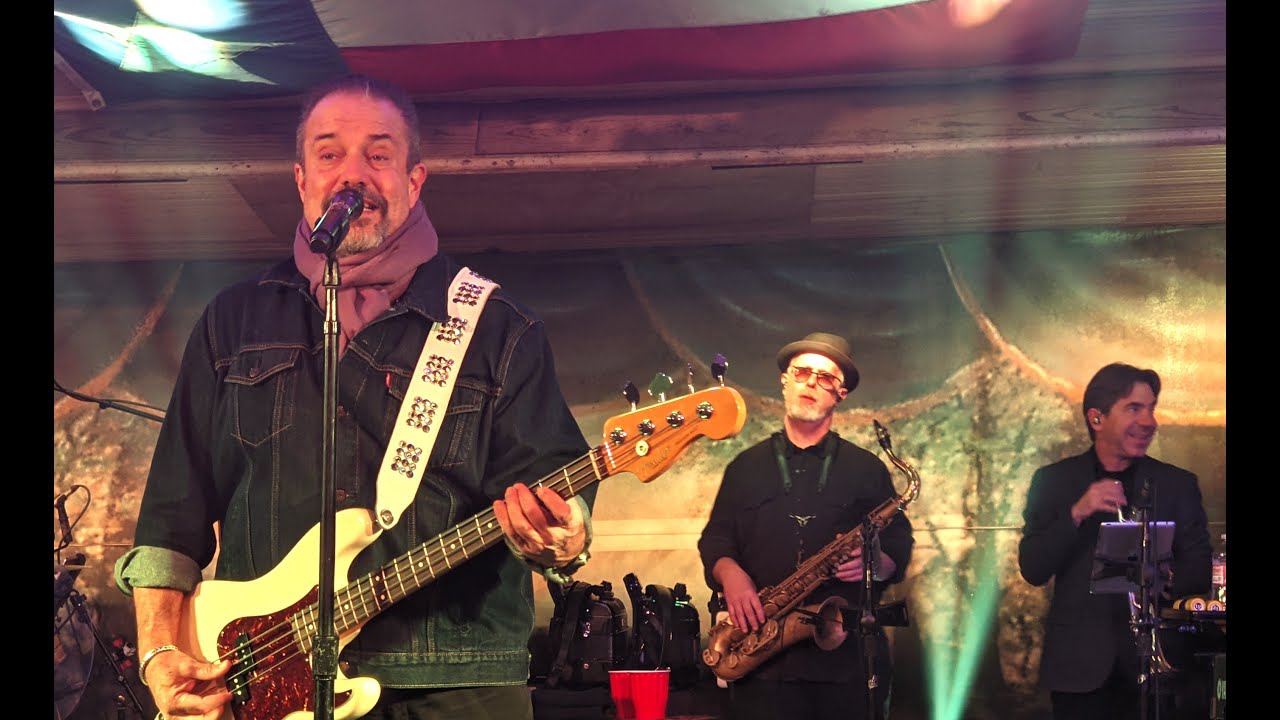 The Mavericks - Dance in the Moonlight (Gruene Hall, TX Dec 30, 2023)