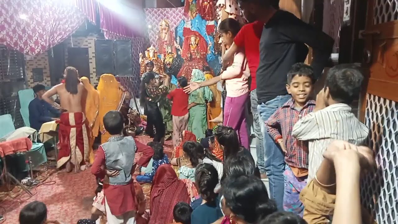 नवरात्रि मां दुर्गा भजन कीर्तन करते हुए कृष्ण और राधा के साथ में सुदामा पार्ट 2