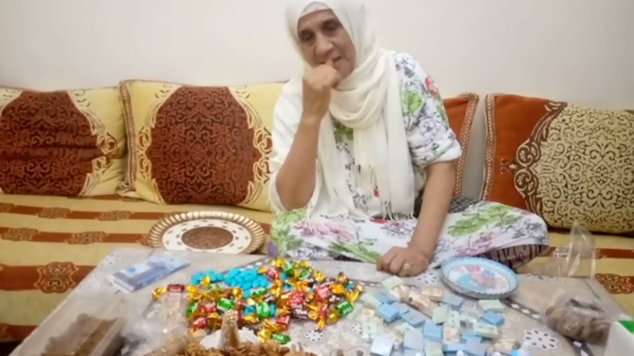 جاو عندي صحاباتي باركولية 👩‍🍼رفيسة حفيدي الله يدومها فرحا علينا