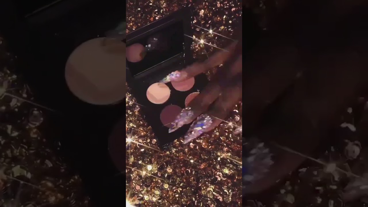 Playing with NEW Divine Bronze Luxe Quad: Venusian Sunrise.