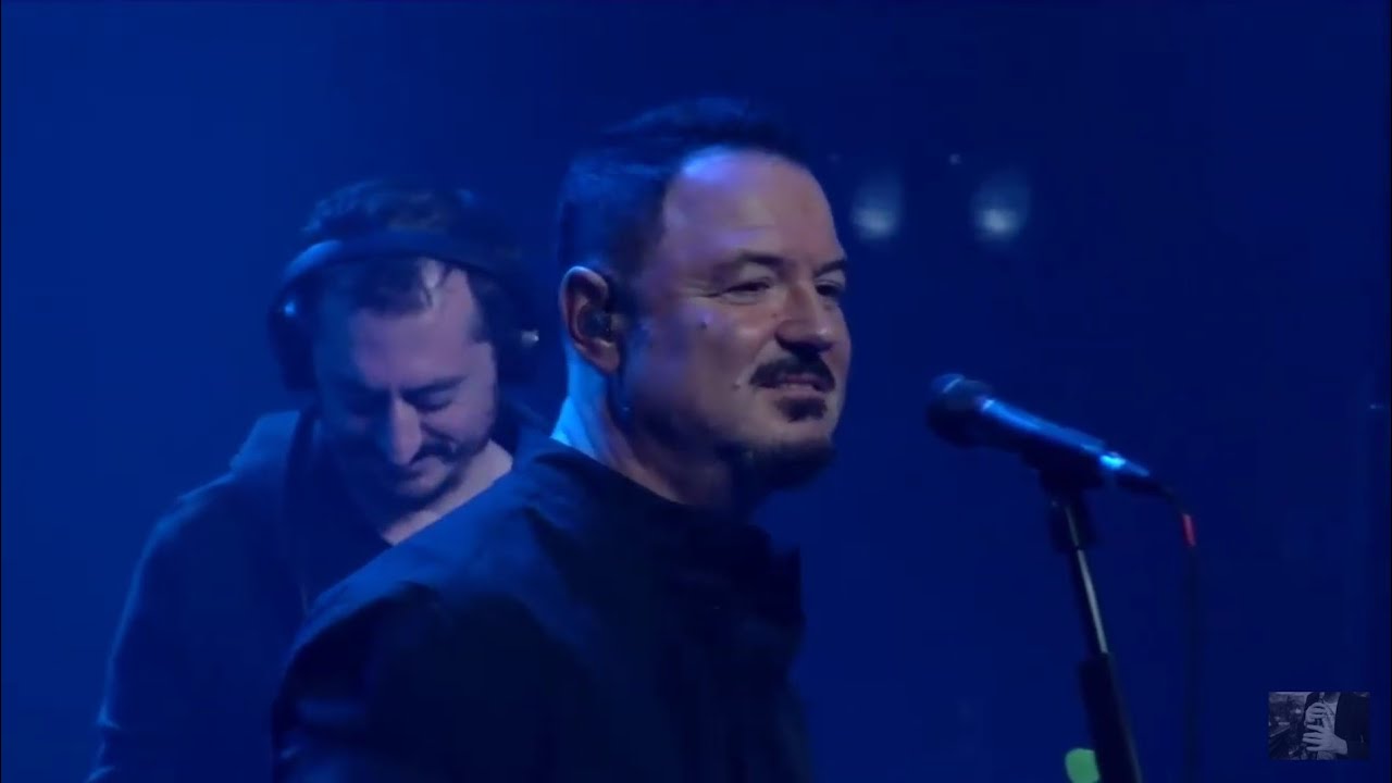 М.Леонидов 