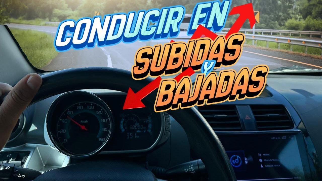 como manejar carro estándar en subidas y bajadas
