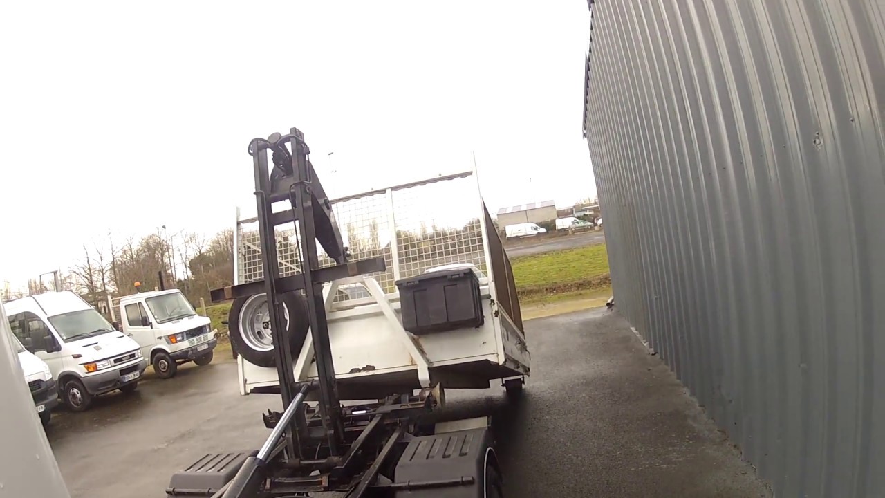 Vidéo Maxity Ampliroll 130 CV avec Caisson et Crochet