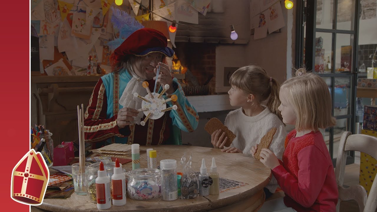 Klaar voor de Sint met Marie en James! - Sinterklaaskapoentjes | Studio 100 Kids