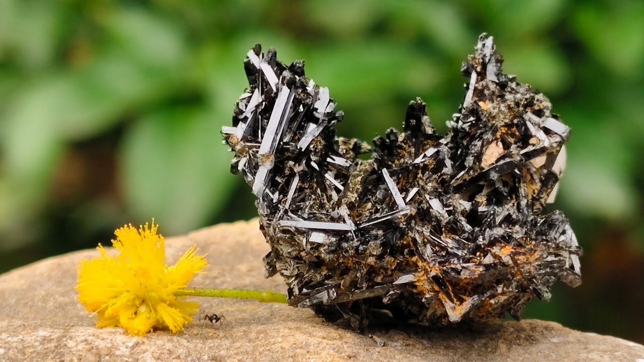 Zomba Zentric: we look a little deeper at Malawian magic EP. 131 1/1 - African Minerals