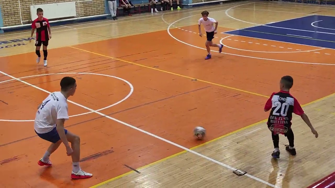 OFK ZENIT 2012  0 : 4  FK Ilićka 2011   BOŽIĆNI turnir Ugljevik. 2 kolo 03.01.2024