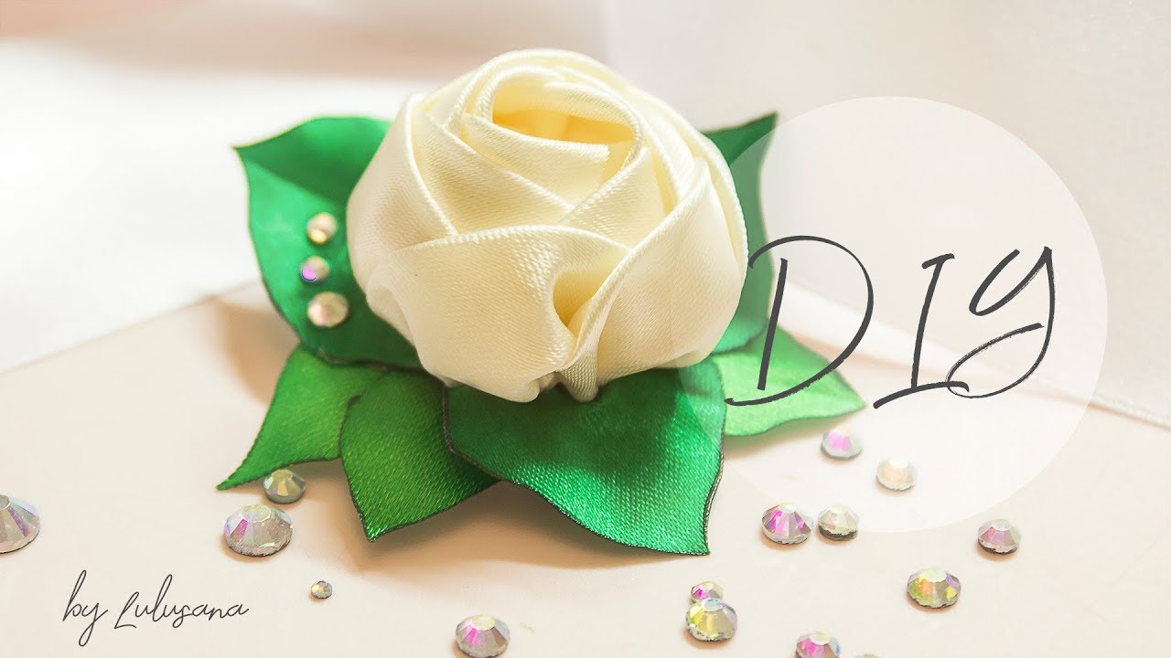 DIY: Роза из атласных лент на зажимах своими руками | канзаши | hair clip - rose with rhinestones