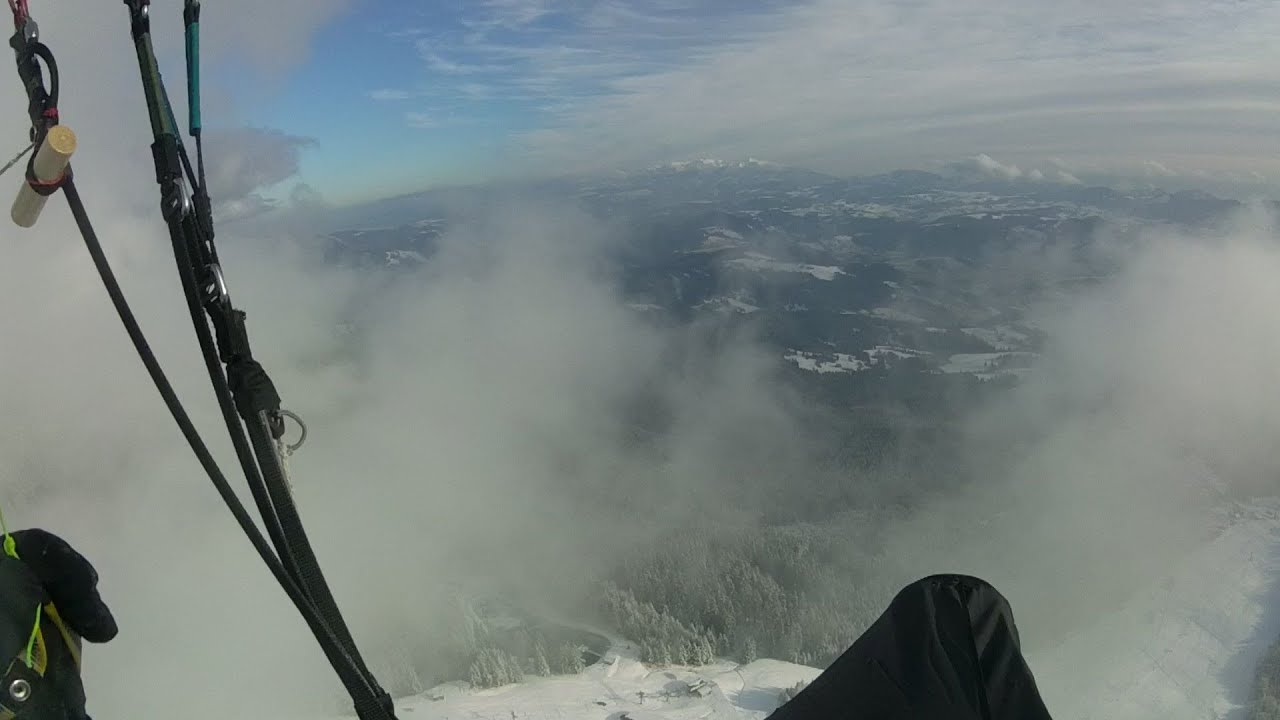 Cloud surfing in January | Kubínska hoľa | PARAGLIDING