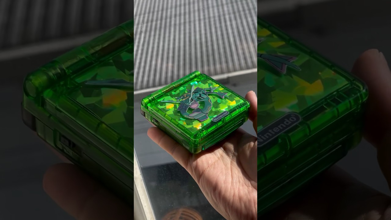Have you ever seen a Pokemon Emerald themed Gameboy Advance SP? #retrogaming #gba #pokemon