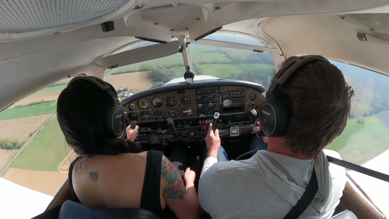 Flying Lesson 19 - 11 More Landings