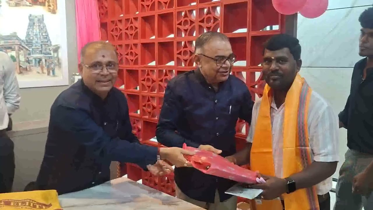 காஞ்சியில் ஸ்ரீ கணேஷ் டைல்ஸ் கோலாகல துவக்கம் sri ganesh tiles show room open