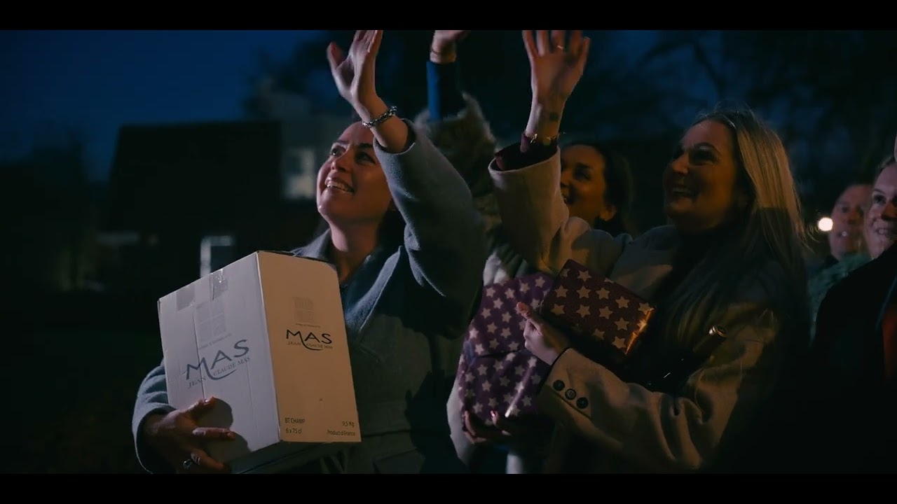 Kerst vieren we samen - Kerstvideo REMAX Makelaarsgroep 2025
