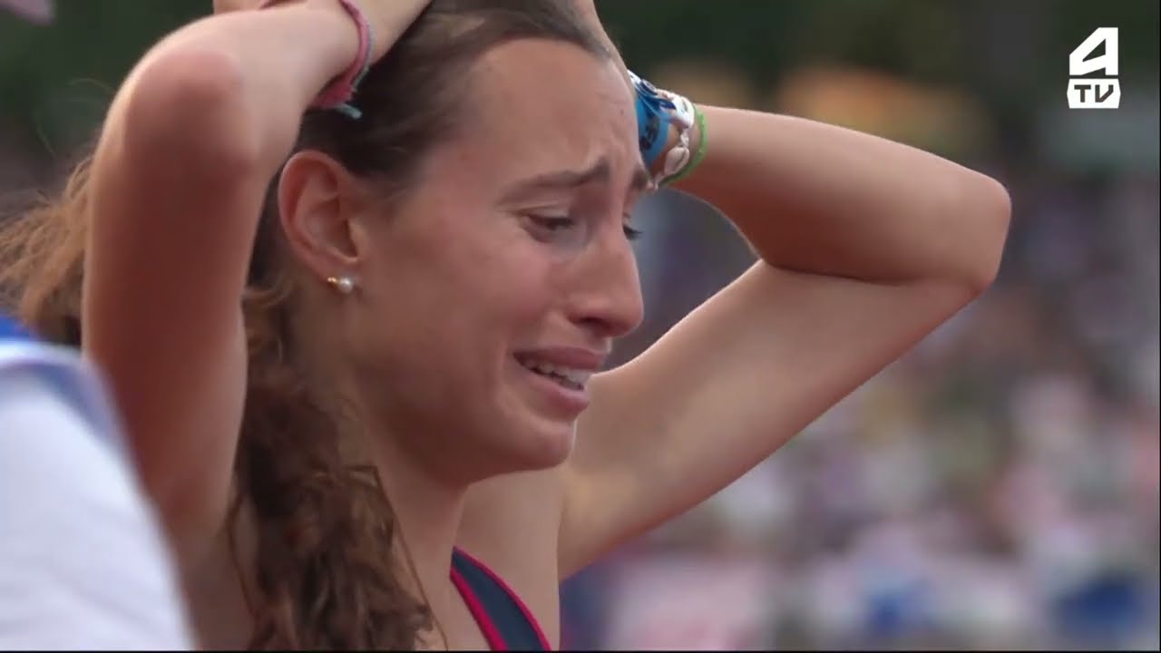 Adèle Gay assome Agathe Guillemot sur le 1500m des Elites 2025 #sports #trackandfield #athletics