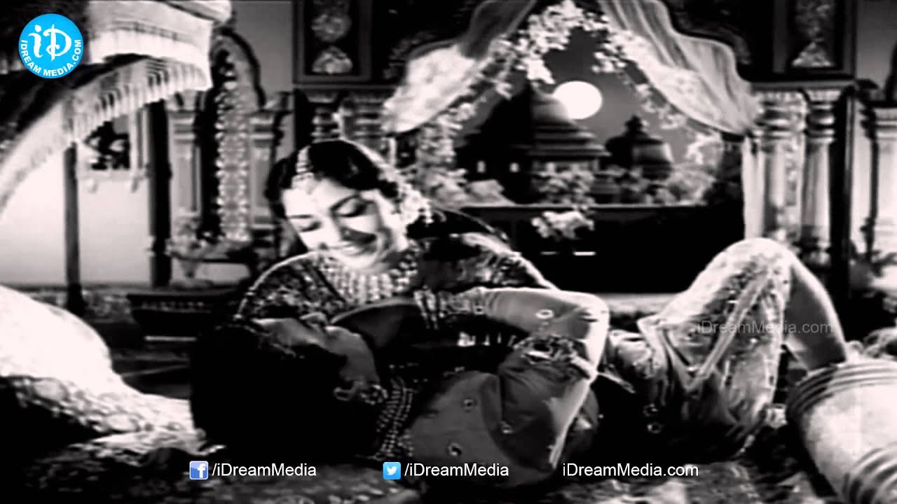 Jagadeka Veeruni Katha Movie Songs - Manoharamuga Song - NTR - B Saroja Devi - Jayanthi