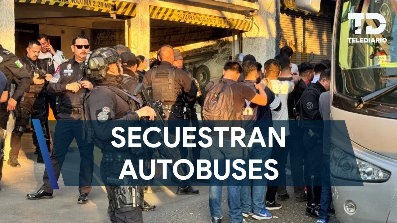 Estudiantes secuestran autobuses con migrantes en Jalisco