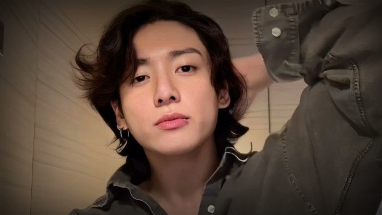 ASMR JUNGKOOK | 'sentiu meu piercing?