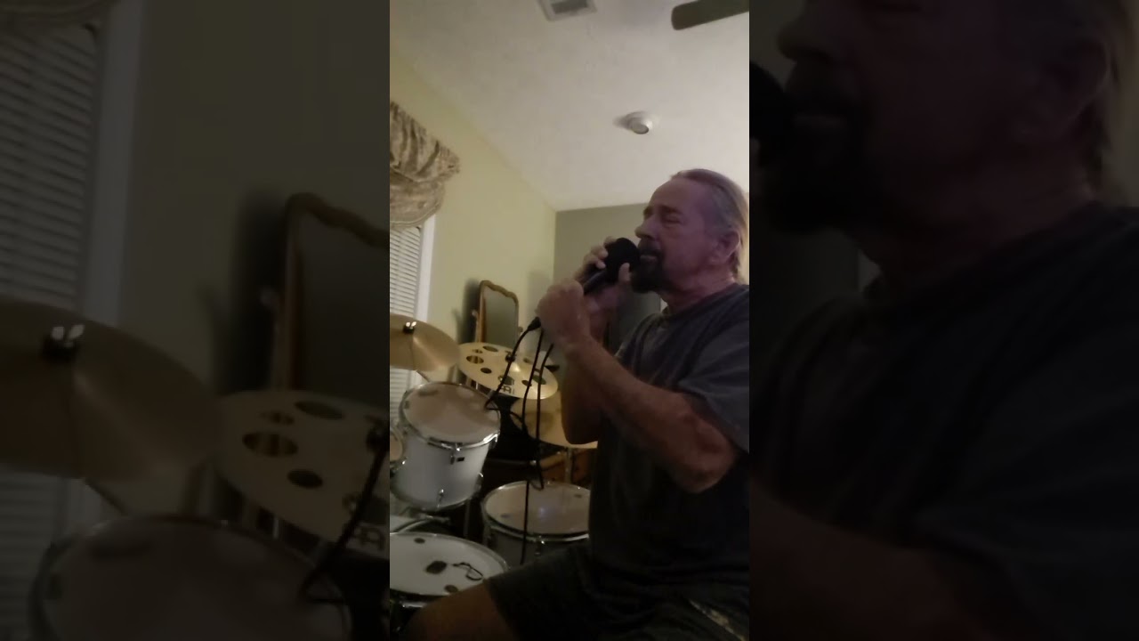 Karaoke duet Tomorrow never comes. 