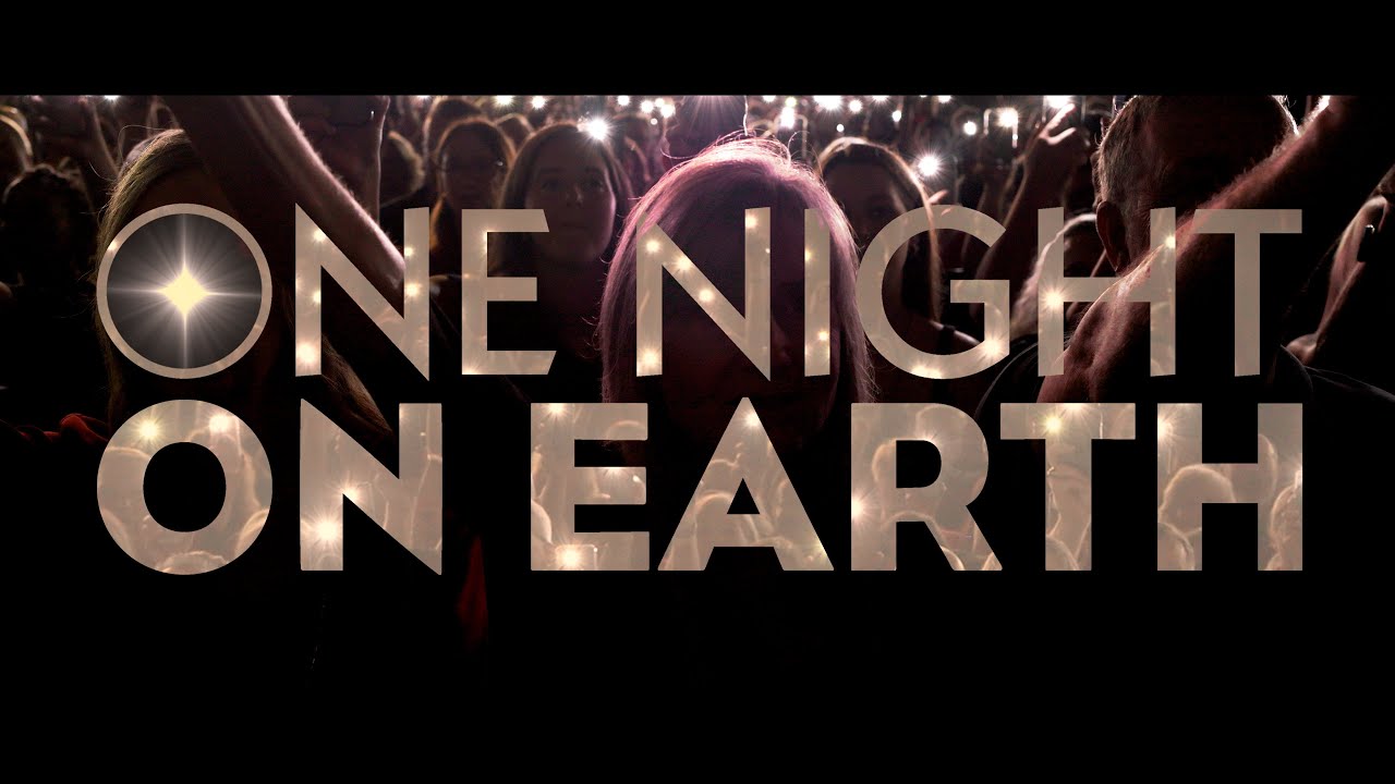 Choir sings with cellphone lights | One Night On Earth sung by Praise & Harmony