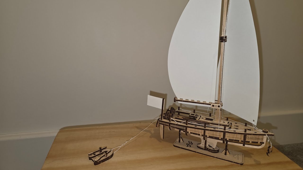 Building sailing boat model - TIMELAPSE!
