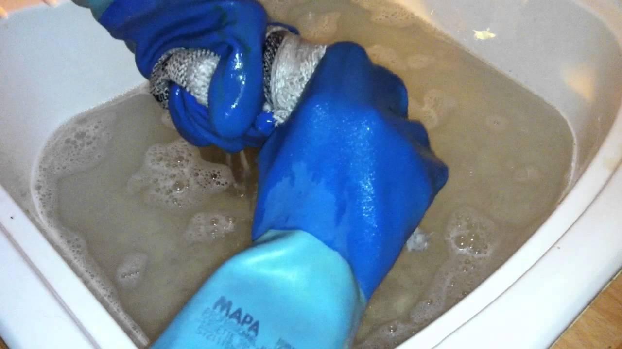 Passer la serpill&egrave;re - Conseils m&eacute;nage