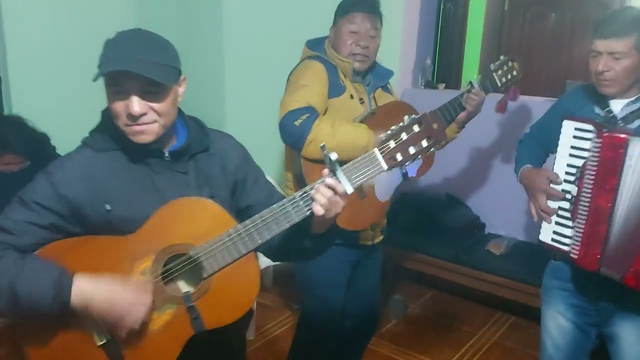 Basura seca, Cantaré por no llorar y A las Orillas del Río Blanco. Viejitas pero buenas...
