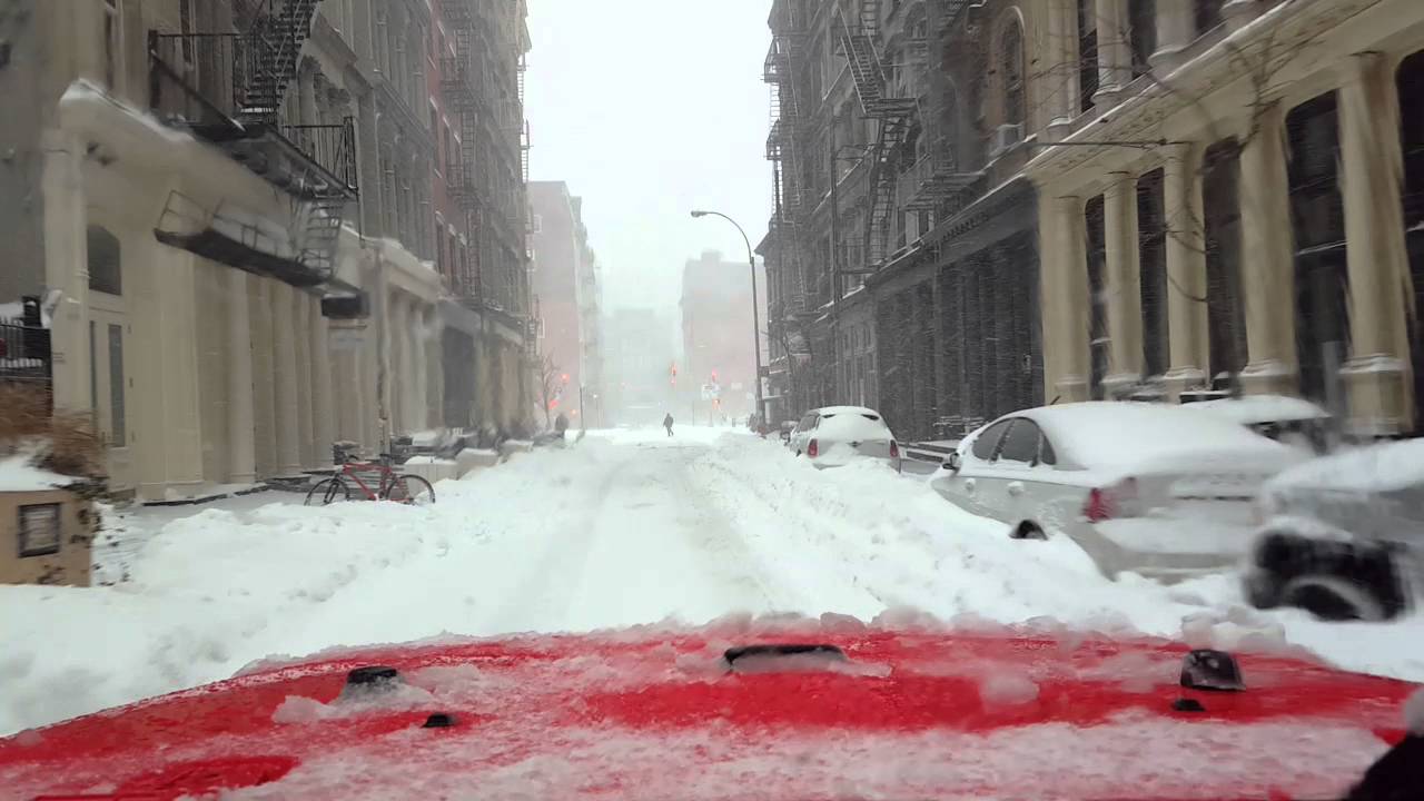 Blizard 2016. NYC. Driving Jeep Wrangler.