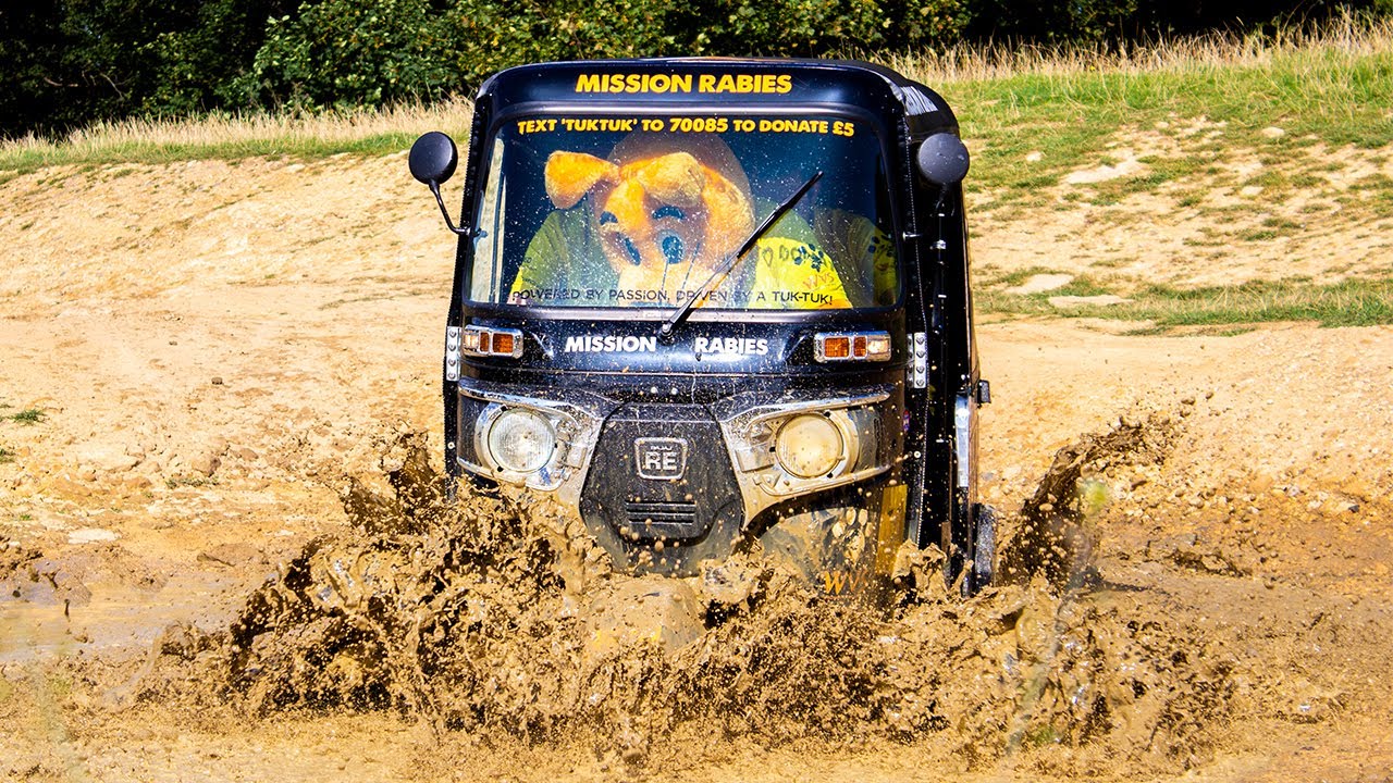 What happens when you tackle an off road course in a Tuk Tuk?!