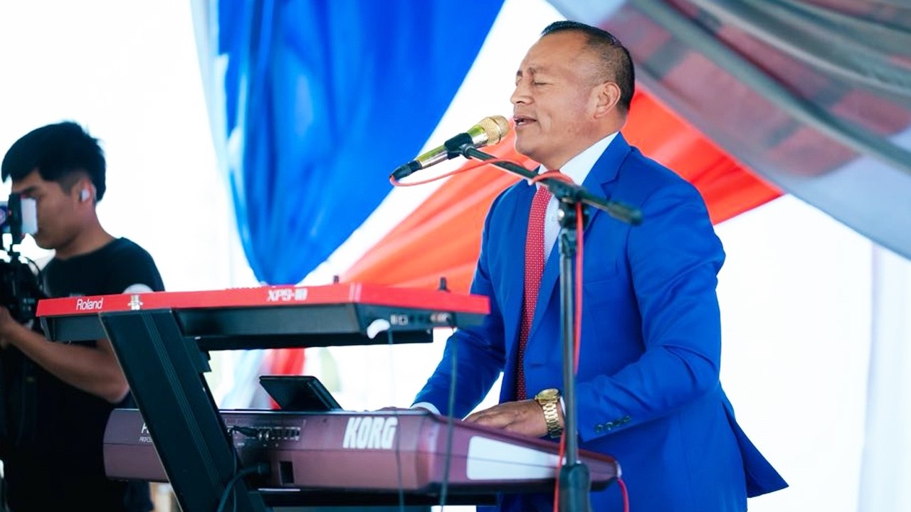 JOSE NAS Y SU TECLADO  🙌 CANTOS QUE HACEN LLORAR EN LA PRESENCIA DE DIOS