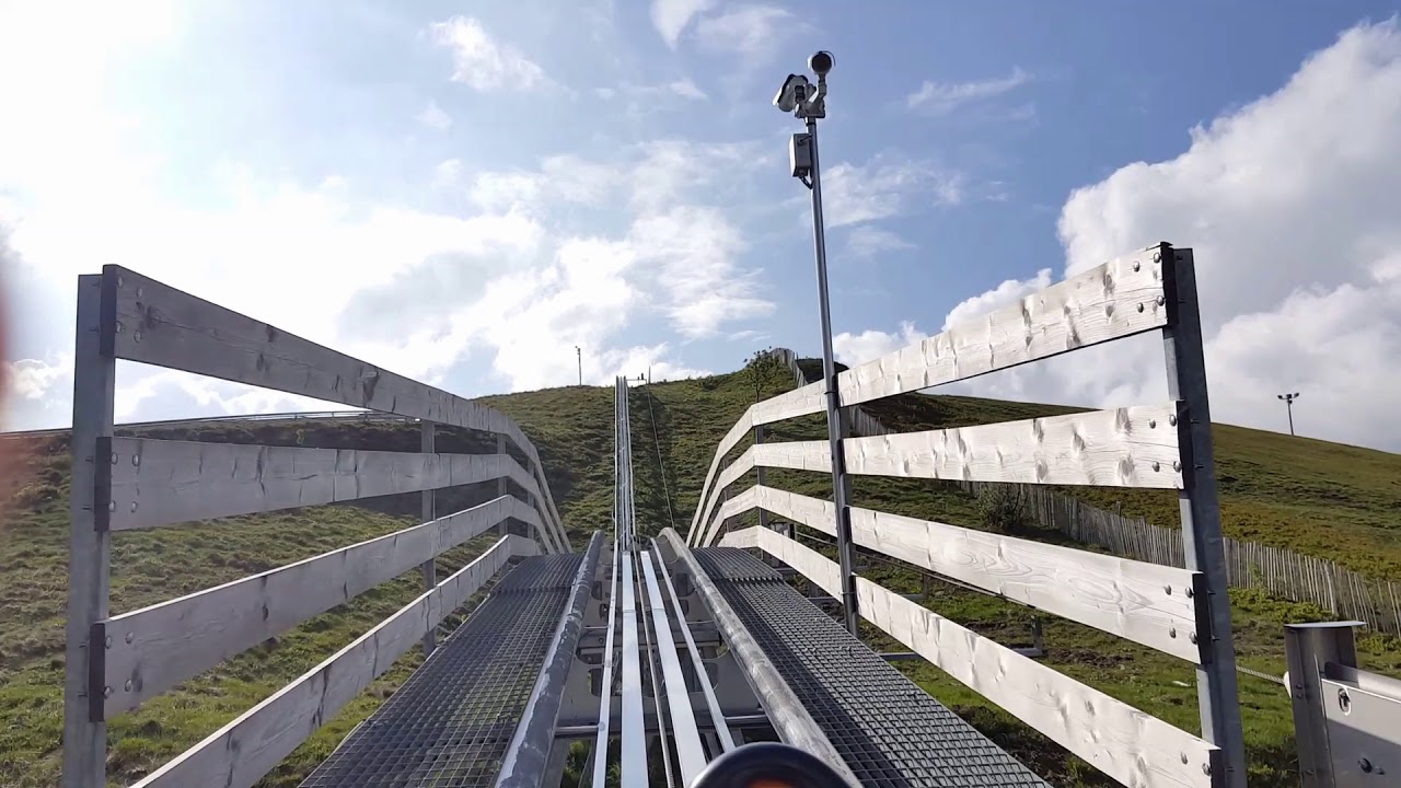 La superbe luge d'été du markstein (Alsace )