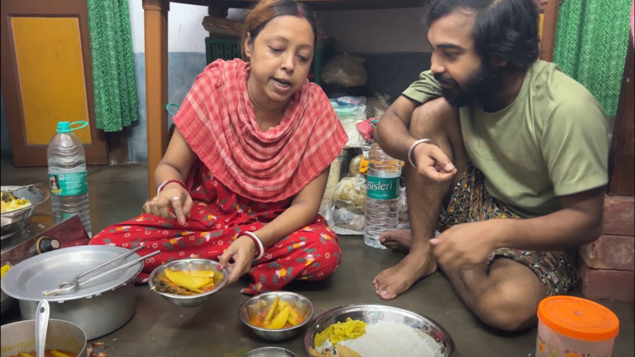 আমার ছেলে বাজার থেকে বড় কাতলা মাছ আনছে আর বিশু কি নেকামো শুরু করছে 🤔